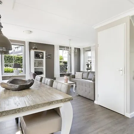 בית נופש Notariswoning, Geen Tv, 8 Pers. *